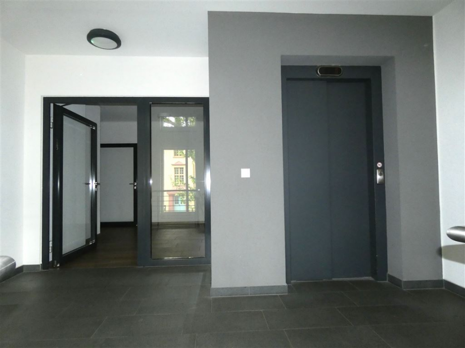 Aufzug Etagenwohnung Neustadt