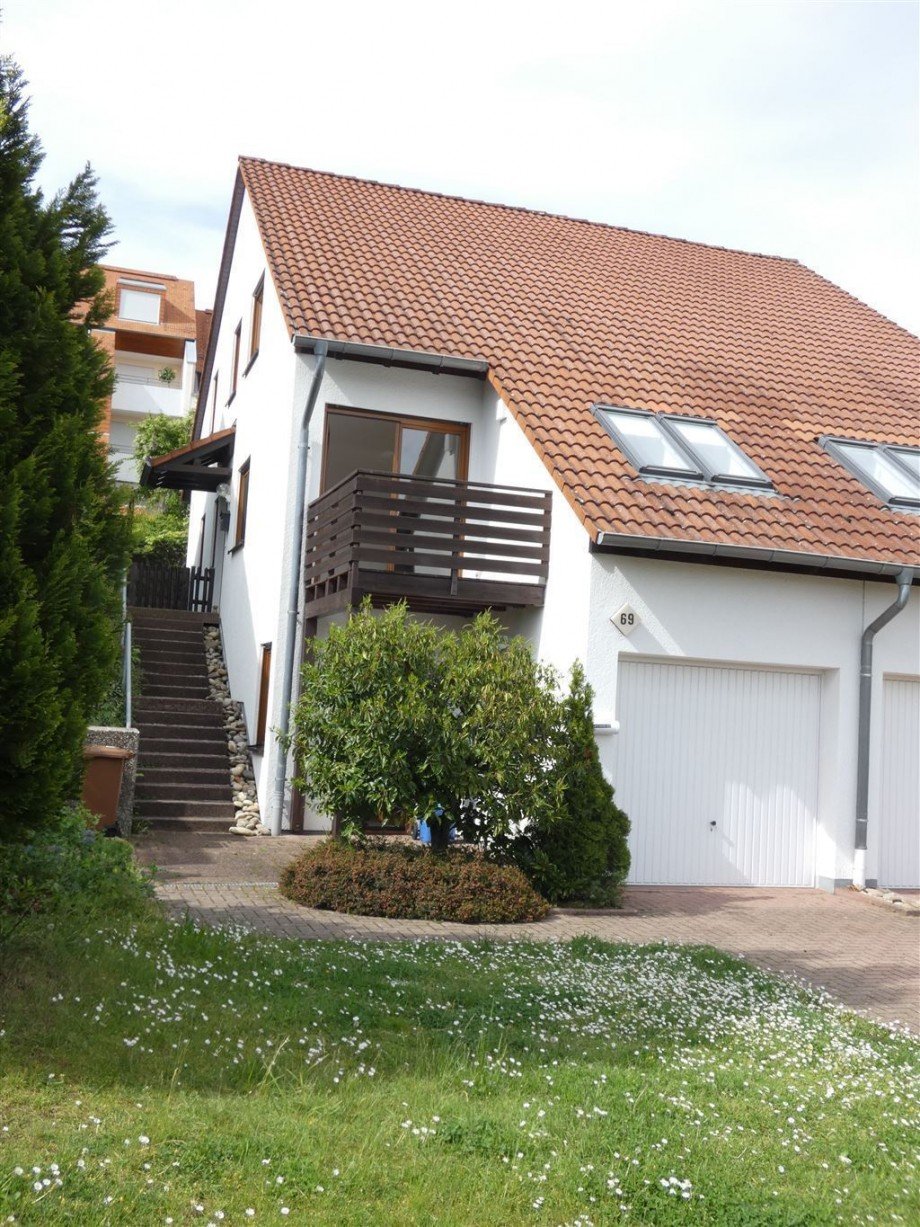 DHH mit B�ro in top Wohnlage Wohn- / Gesch�ftshaus Neustadt