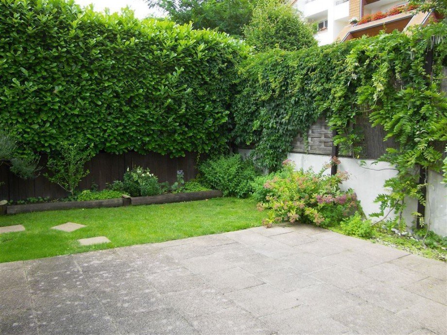 blickgesch�tzte Terrasse Wohn- / Gesch�ftshaus Neustadt