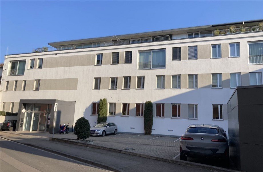 Au�enansicht S�d B�ro / Praxis Neustadt