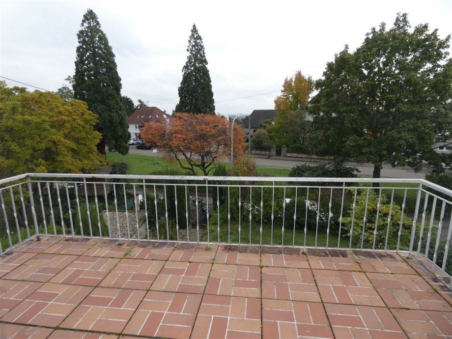 Balkon in �stlicher Ausrichtung Einfamilienhaus Neustadt