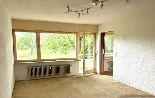 1-Zimmer-Wohnung mit Zugang zum Balkon Etagenwohnung Neustadt