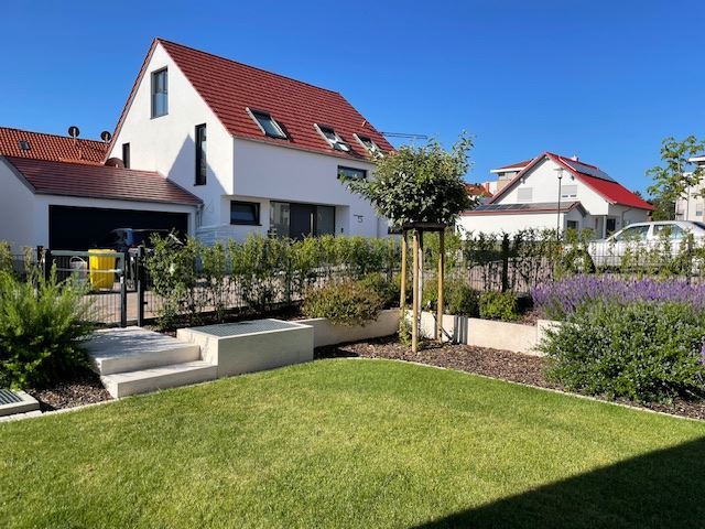 Gartenblick Penthousewohnung Bad D�rkheim