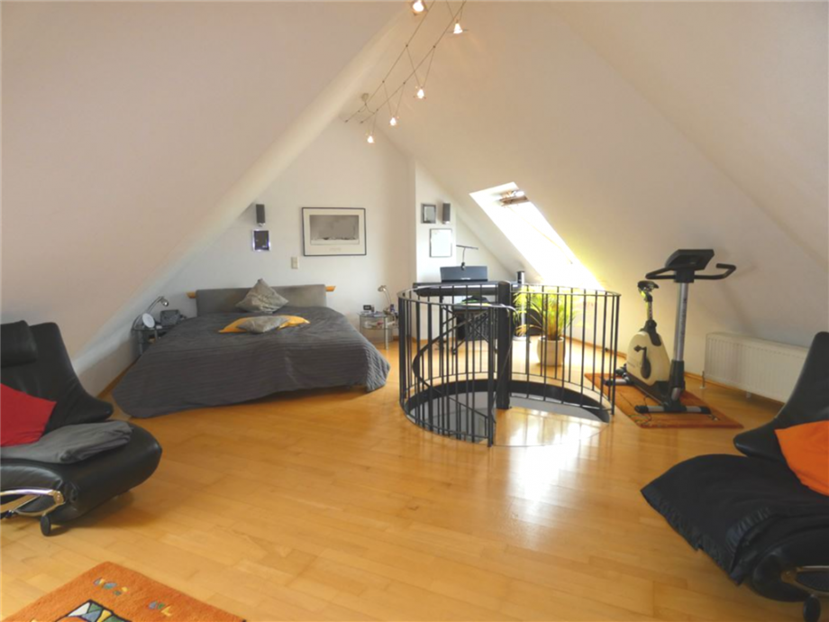 Dachstudio Wohnung Niederkirchen b Deidesheim