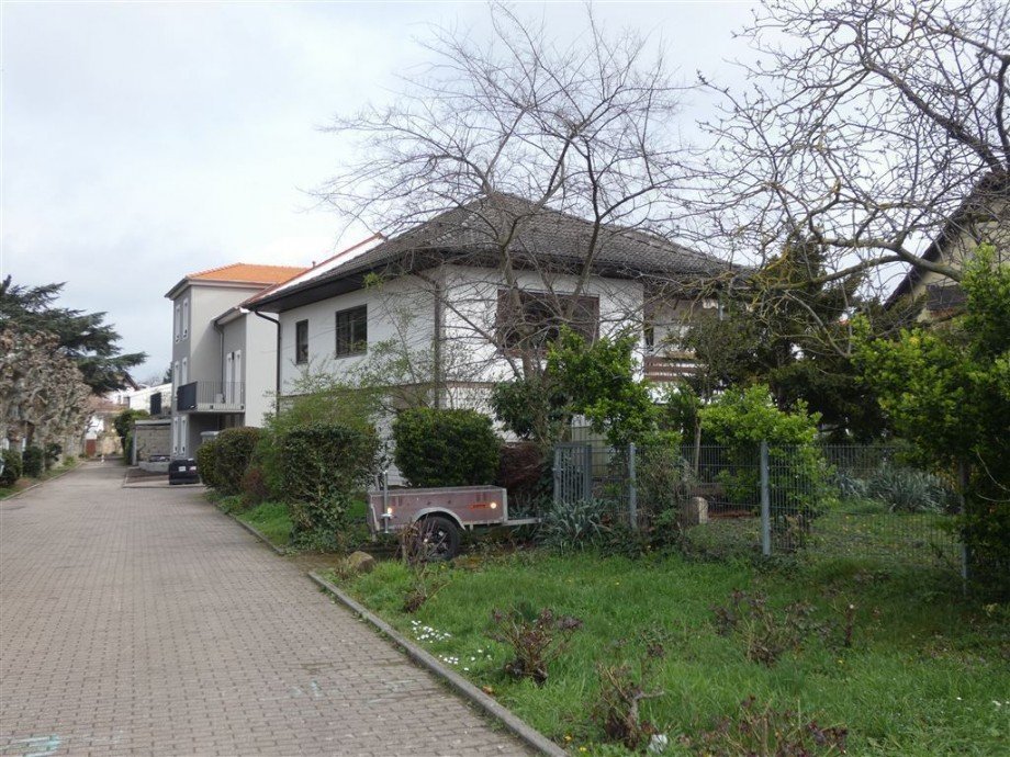verkehrsberuhigtes Wohnumfeld Einfamilienhaus Deidesheim