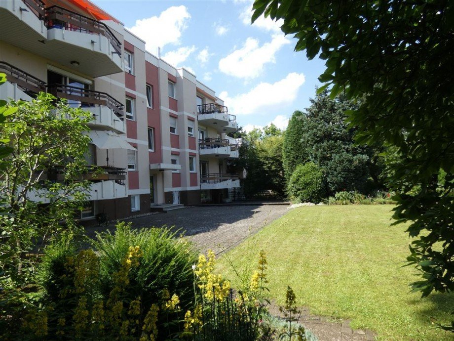 Wohnhaus Ostansicht Terrassenwohnung Neustadt