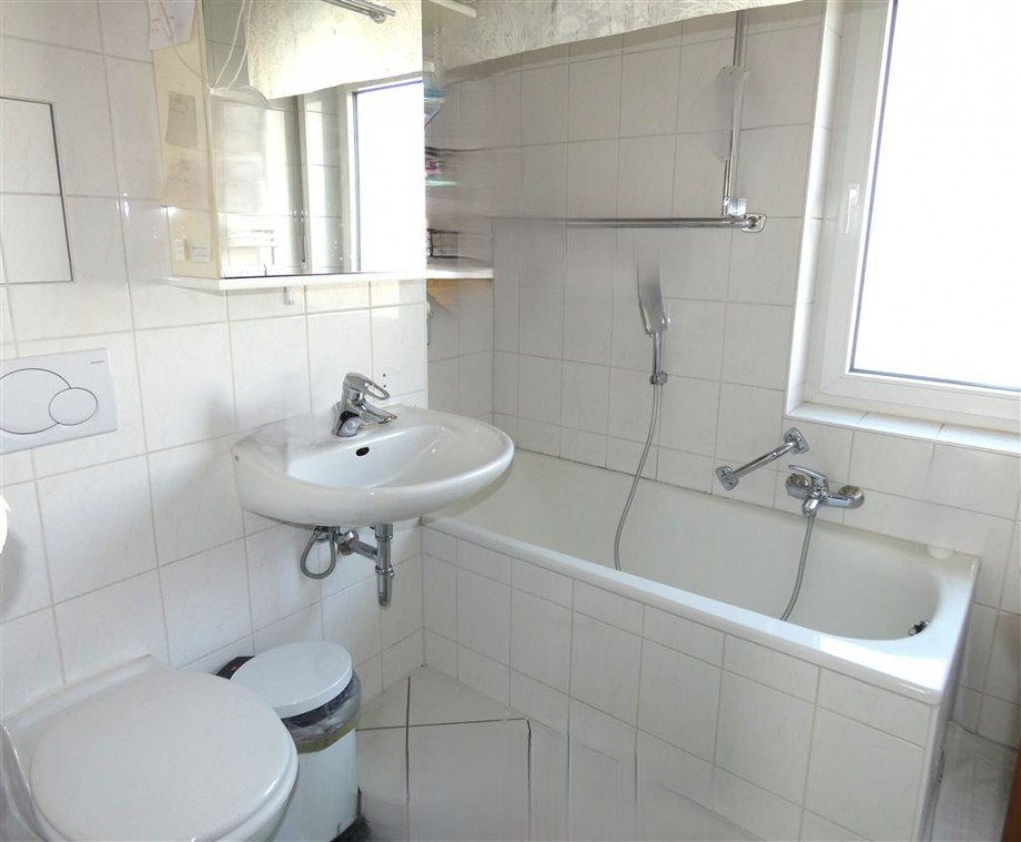 Tageslicht-Badzimmer Etagenwohnung Deidesheim