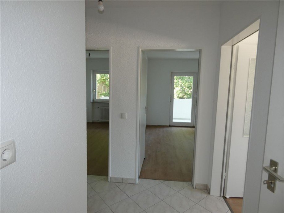 lichtdurchflutete Diele Etagenwohnung Neustadt
