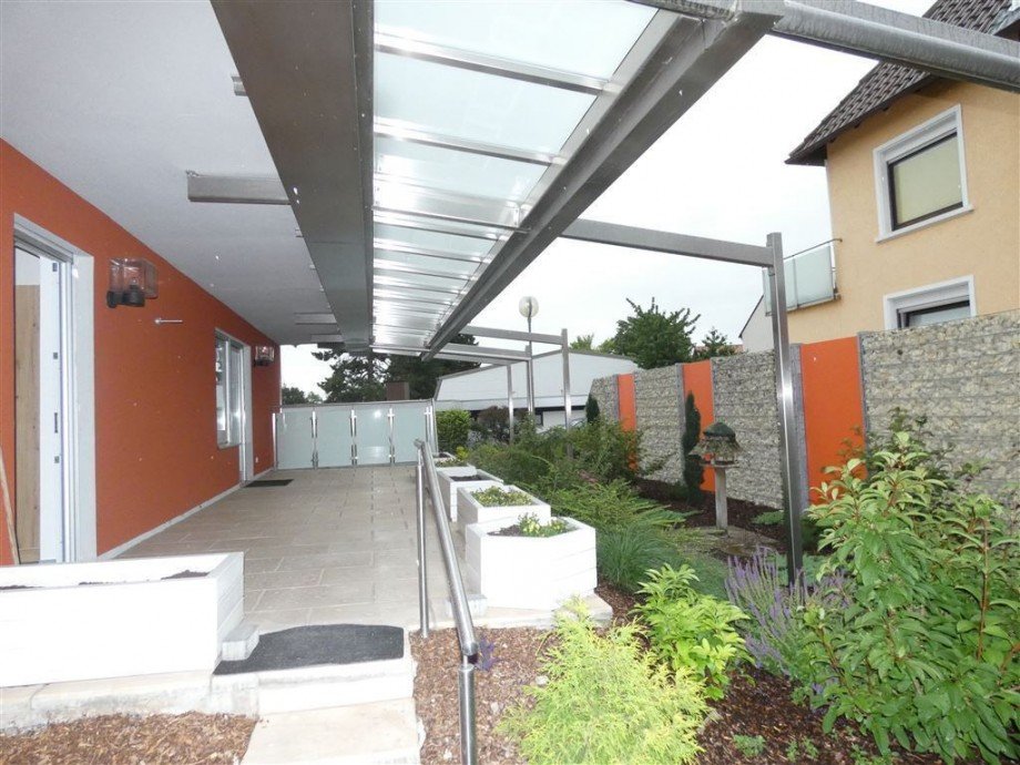 weitl�ufige Terrasse in S�dwestausrichtung Erdgeschosswohnung Neustadt
