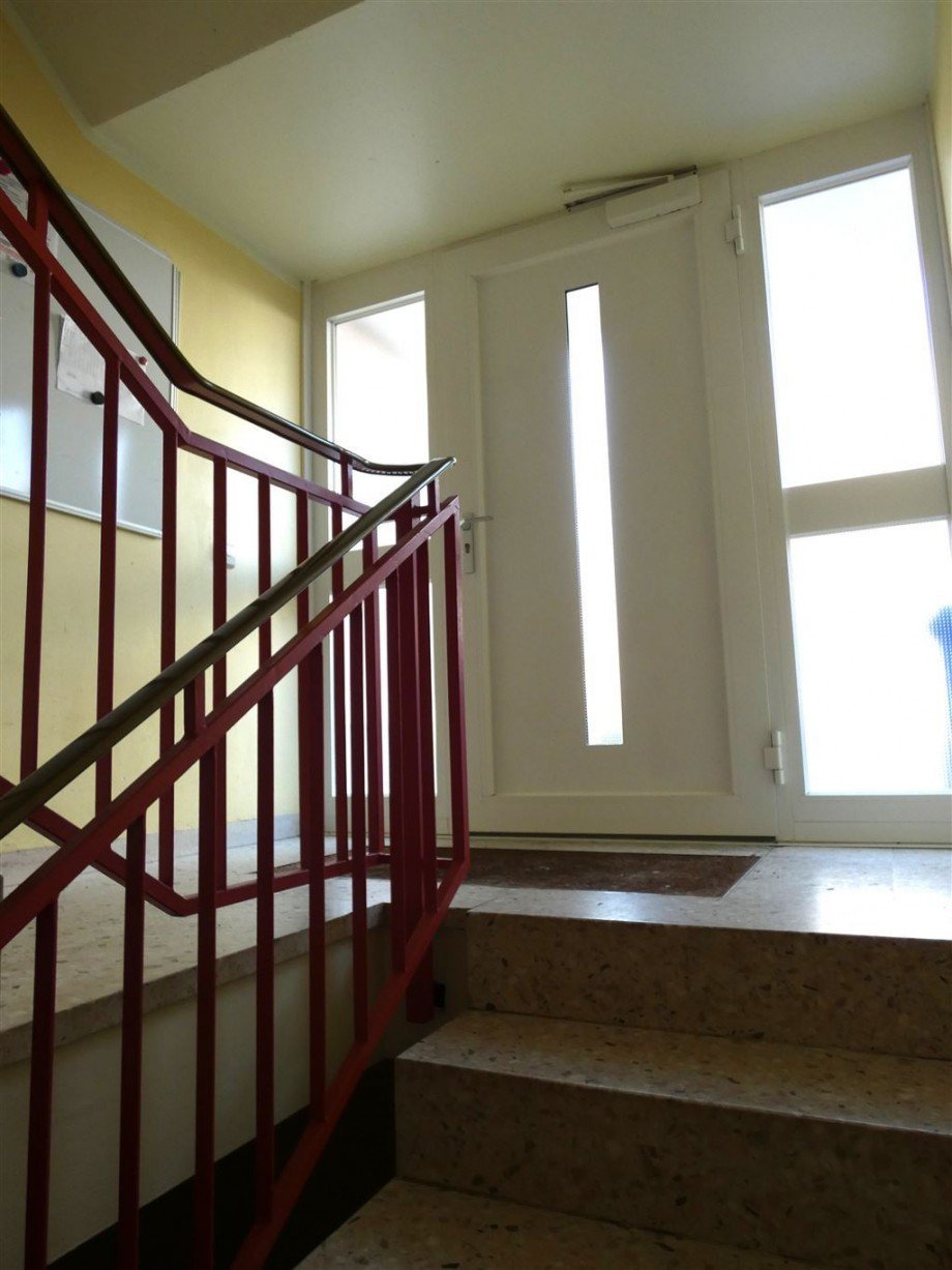 Treppenhaus Etagenwohnung Deidesheim