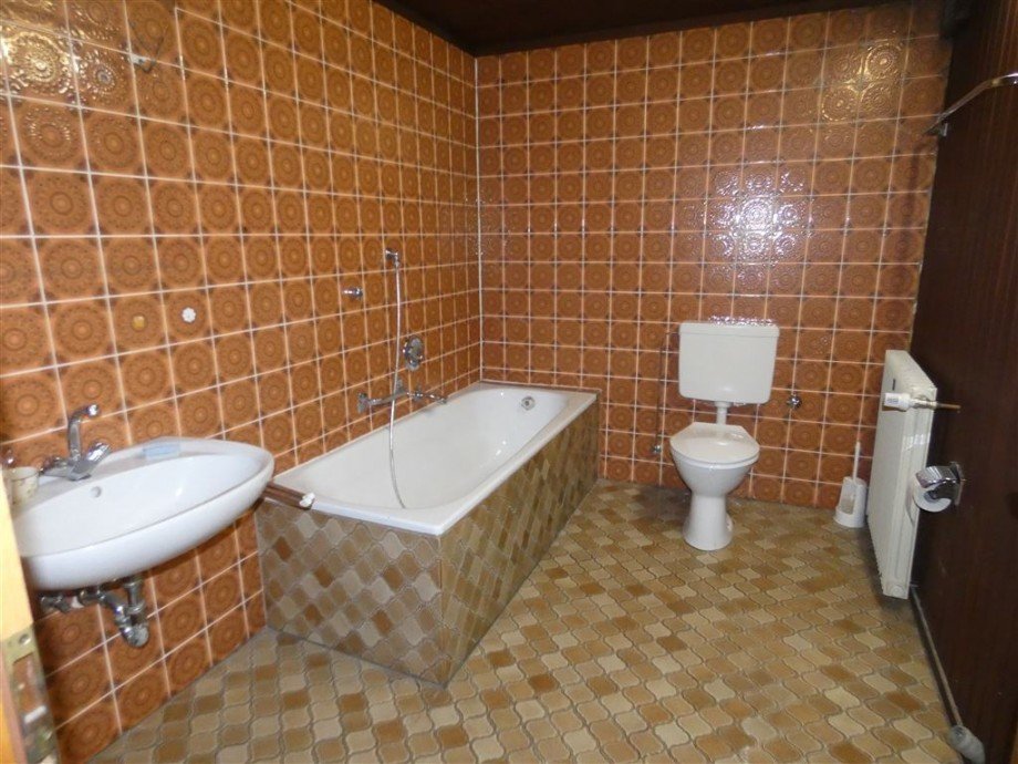 Badezimmer Mehrfamilienhaus Deidesheim