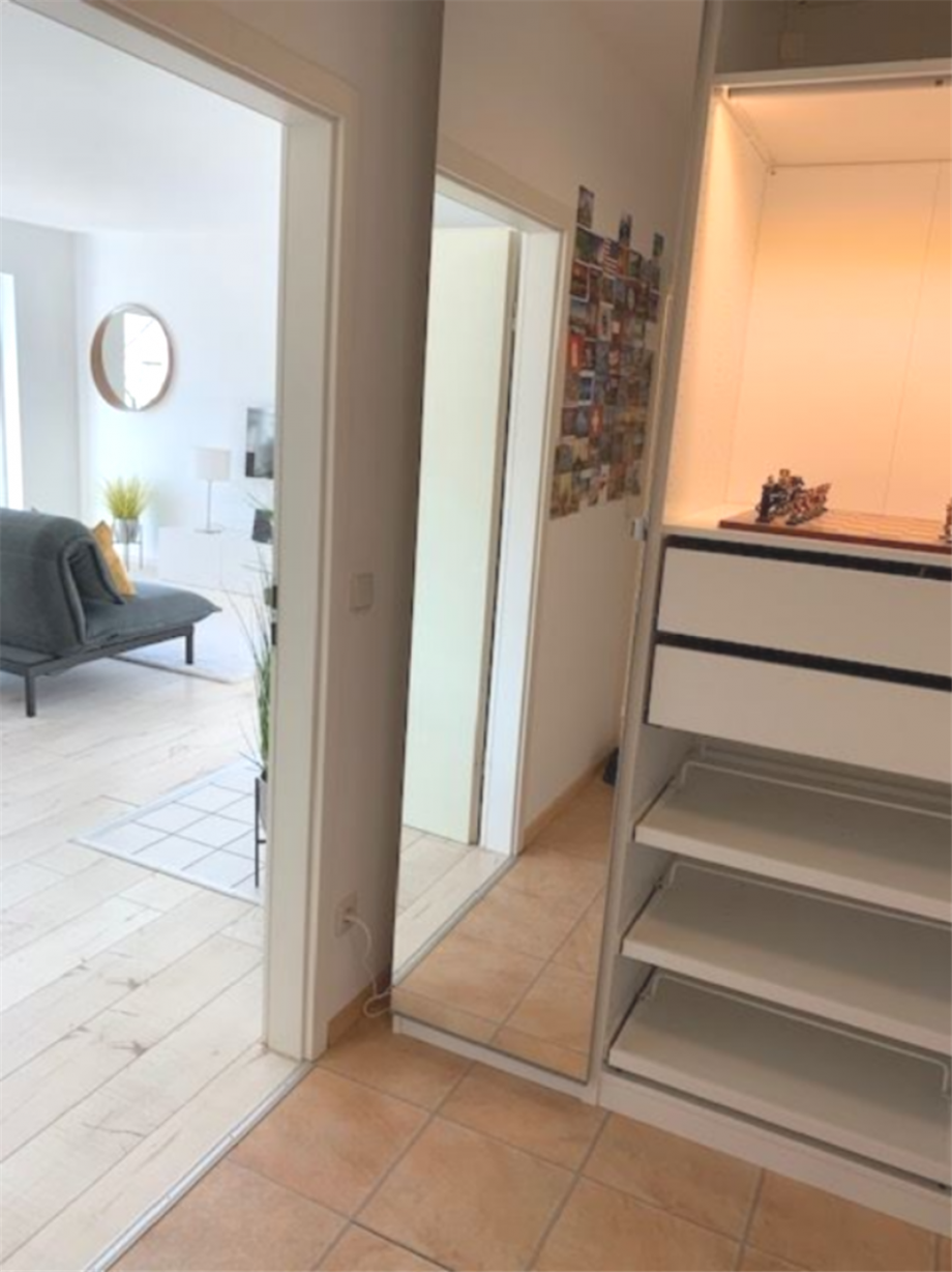 Diele-Garderobe Etagenwohnung Frankfurt