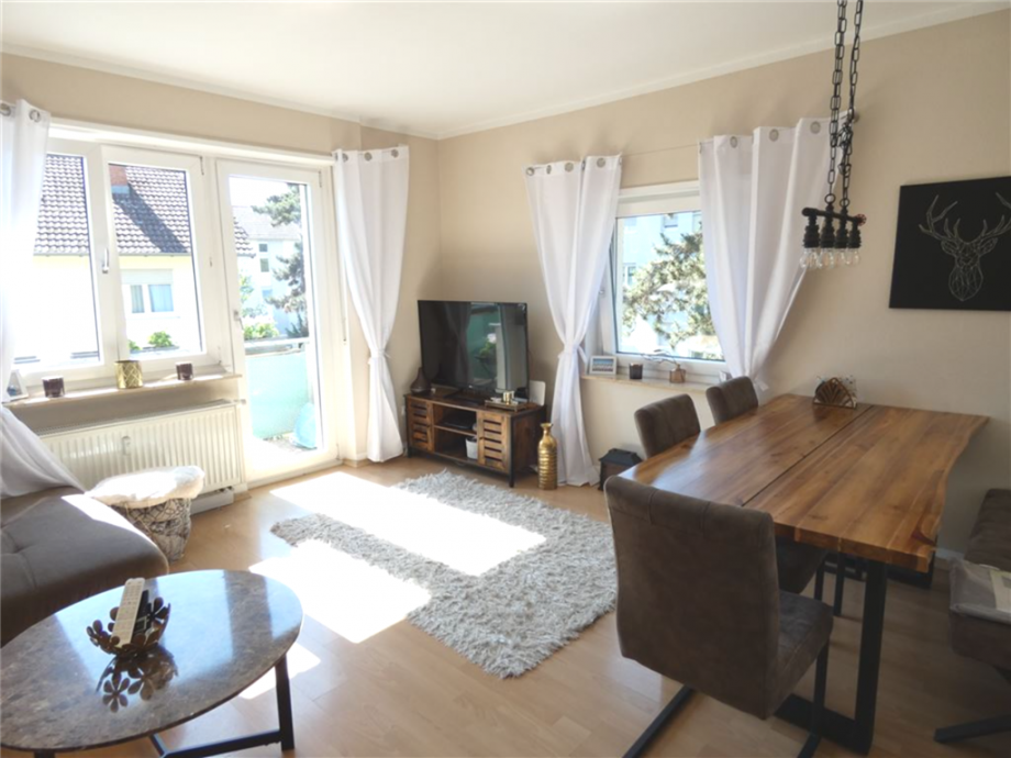 Wohnzimmer Etagenwohnung Neustadt