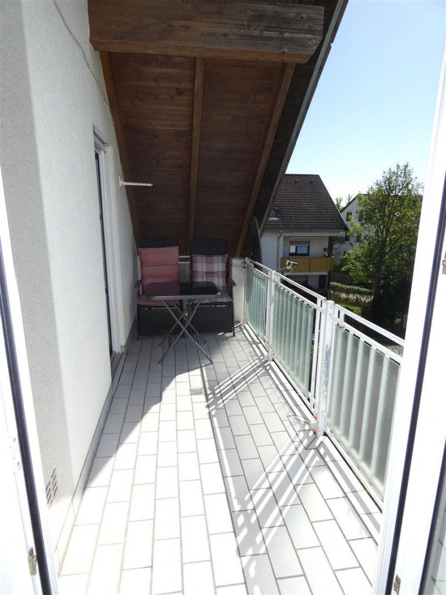 gro�fl�chige Loggia Dachgeschosswohnung Meckenheim