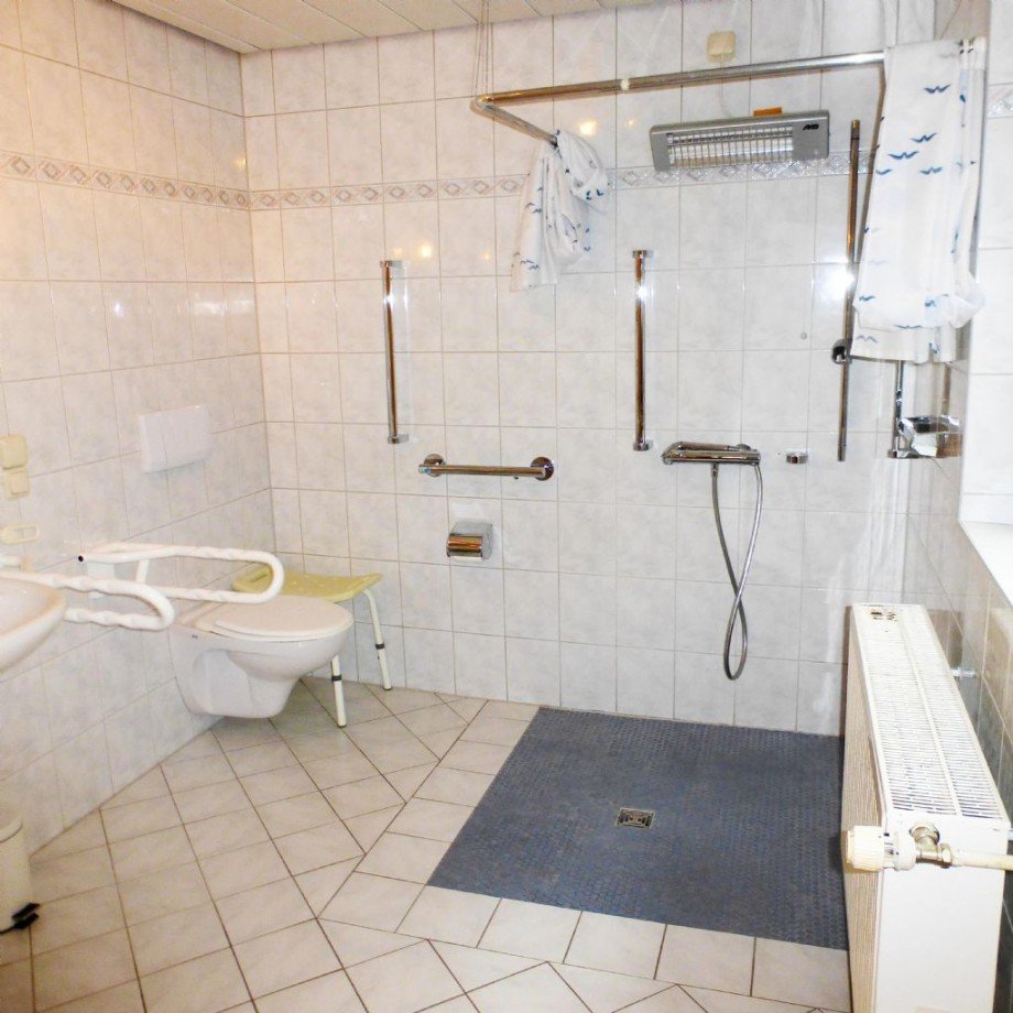 barrierefreies TG-Badezimmer Einfamilienhaus St. Martin