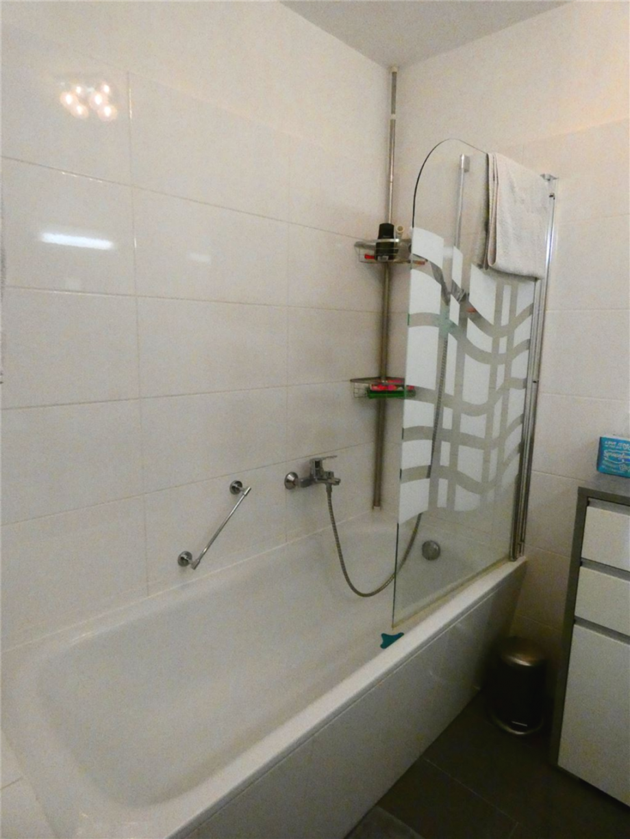 Duschwanne Badezimmer Etagenwohnung Neustadt