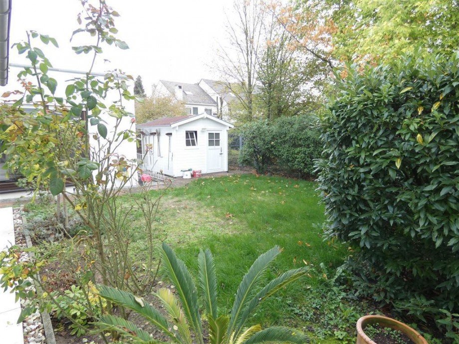 Blick auf das Grundst�ck Bungalow Dannstadt-Schauernheim