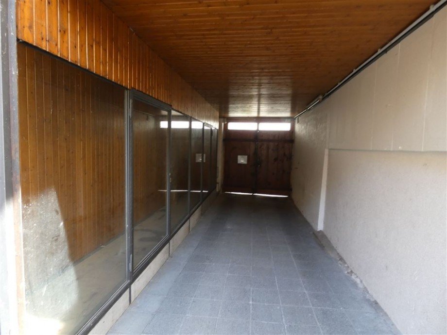 Hof-Zufahrt Mehrfamilienhaus Deidesheim