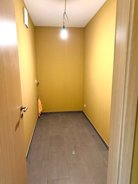 ger�umiger Abstellraum Etagenwohnung Neustadt