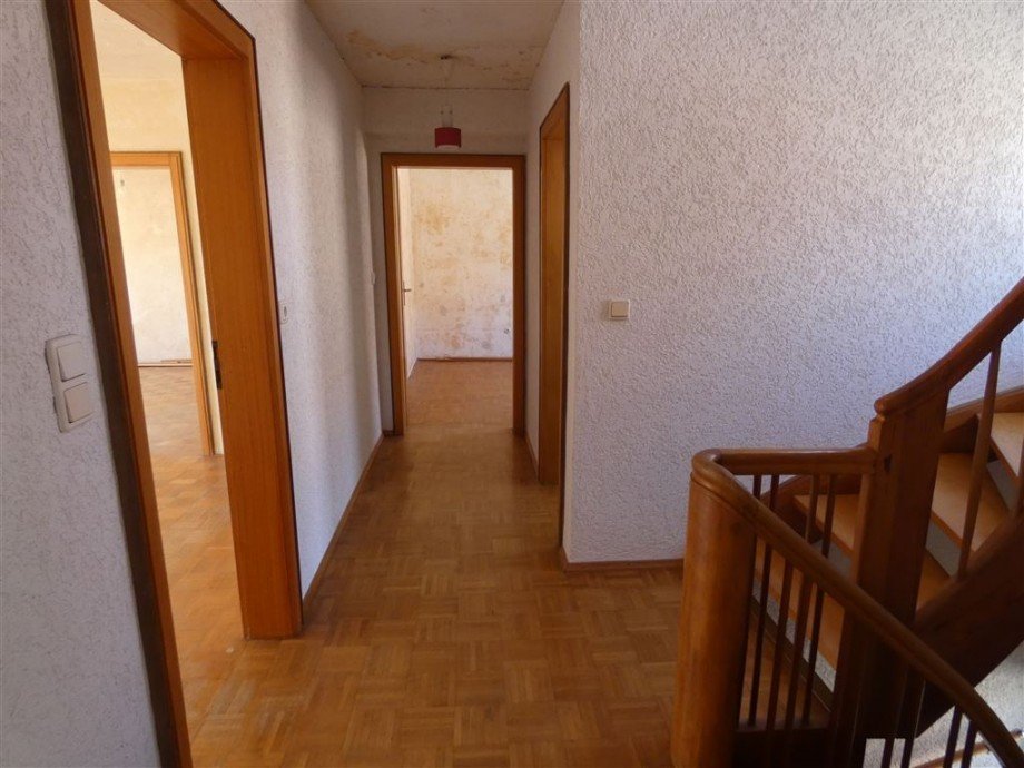 Diele 1. OG Einfamilienhaus Deidesheim