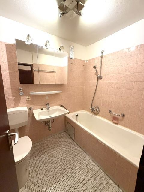 Badezimmer Etagenwohnung Neustadt