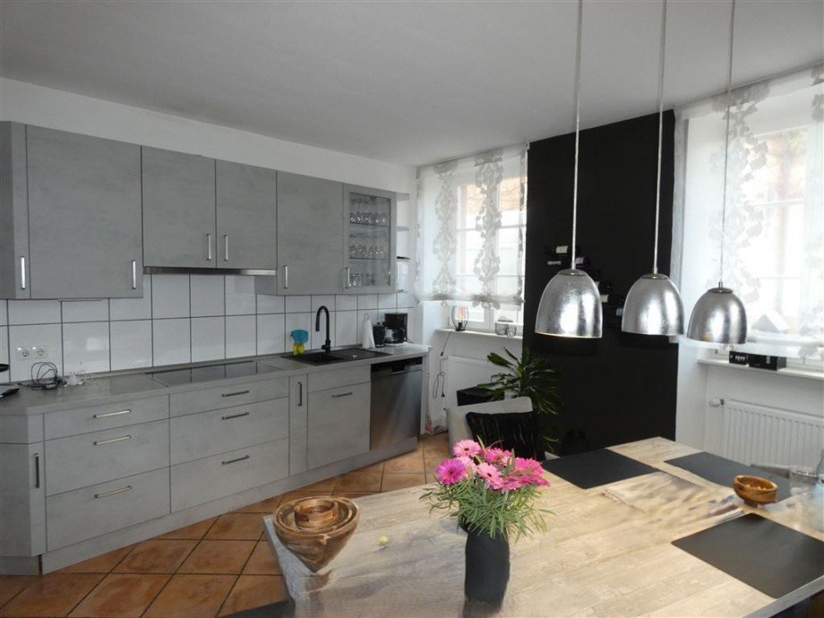 Gem�tliche Wohnk�che Renditeobjekt Maikammer