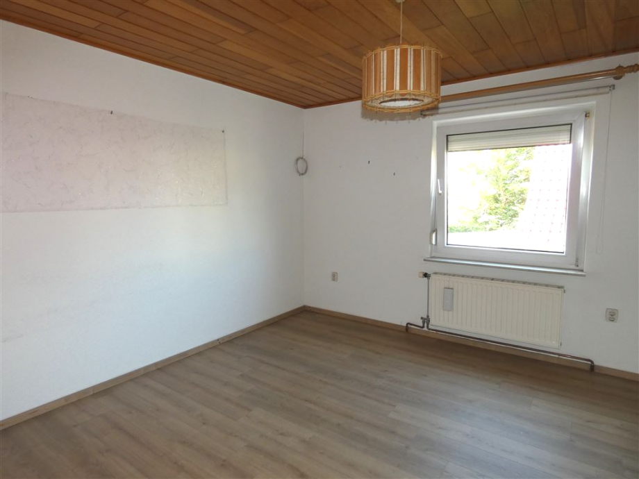 Zimmer S�d Mehrfamilienhaus Neustadt