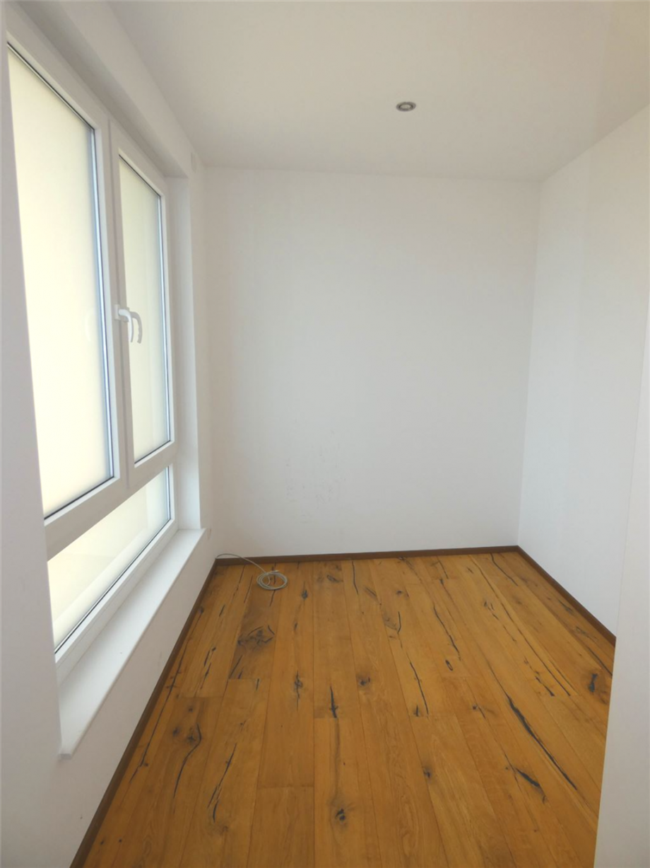 Kleines B�ro-Arbeitszimmer Penthousewohnung Neustadt