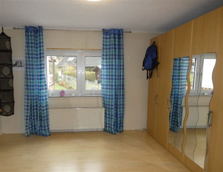 Schlaf-Kinderzimmer Doppelhaush�lfte Esthal