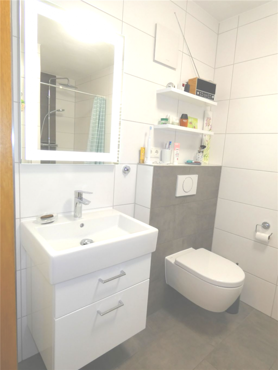 Bad Etagenwohnung Neustadt