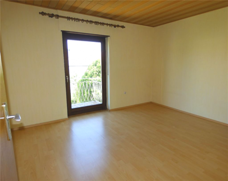 Schlaf-Kinder-Arbeitszimmer OG Einfamilienhaus Niederkirchen b Deidesheim
