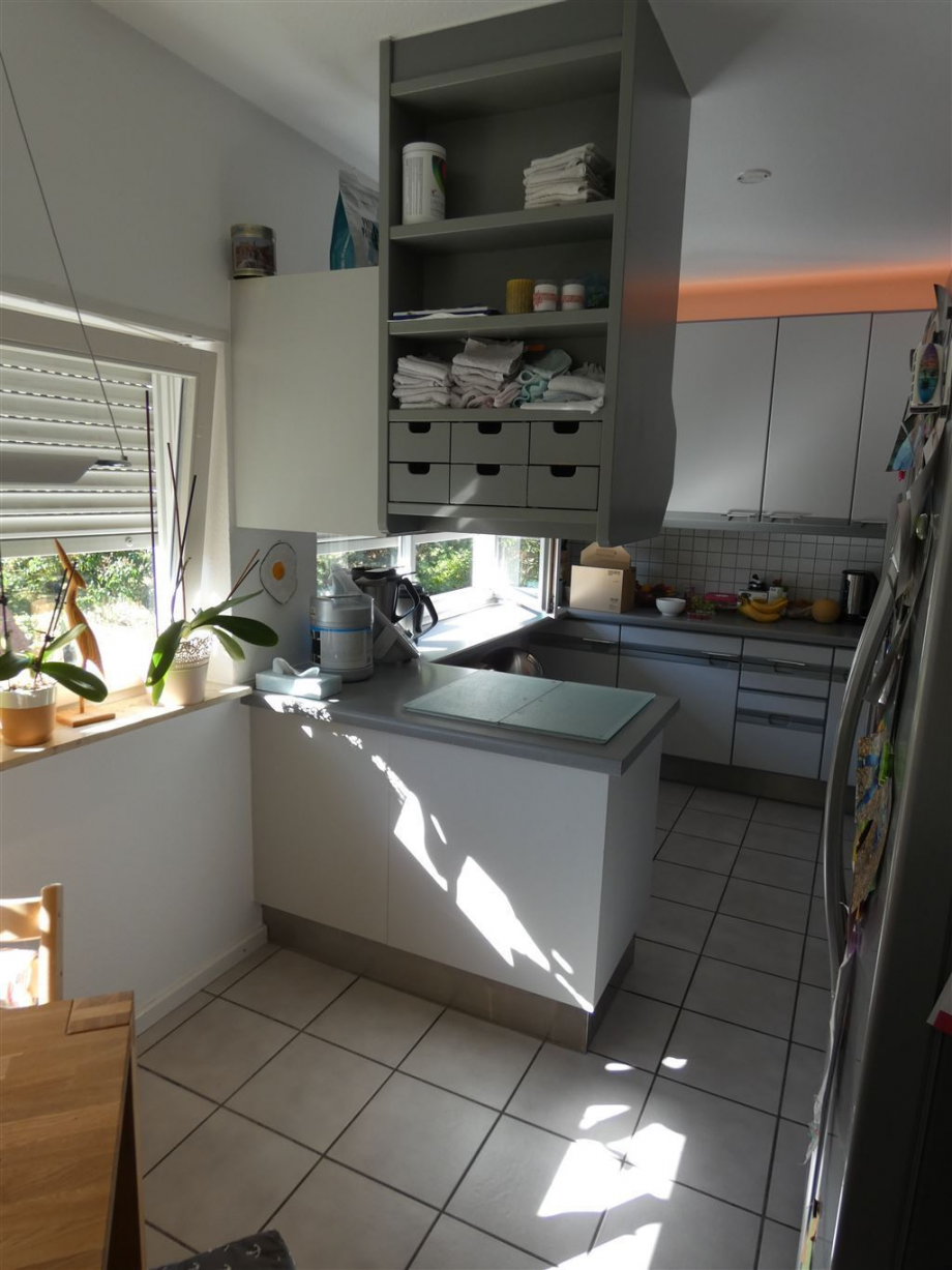 Zyko-Einbauk�che Etagenwohnung Neustadt