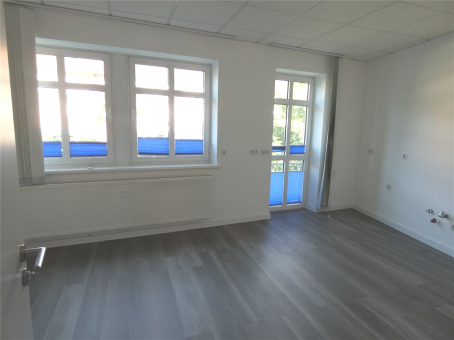 B�ror�ume in diverse Gr��en B�rohaus Bad D�rkheim
