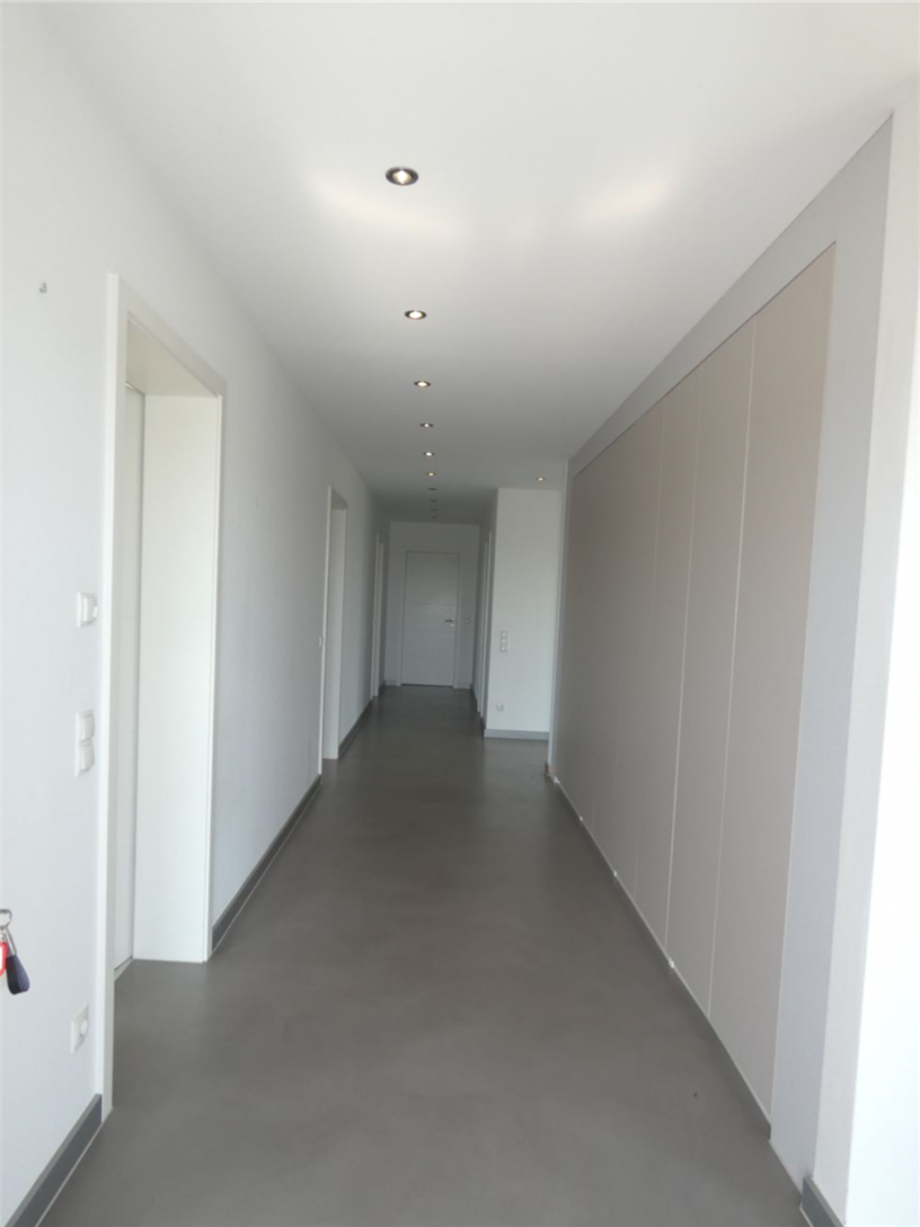 Diele mit Einbauelementen Penthousewohnung Neustadt