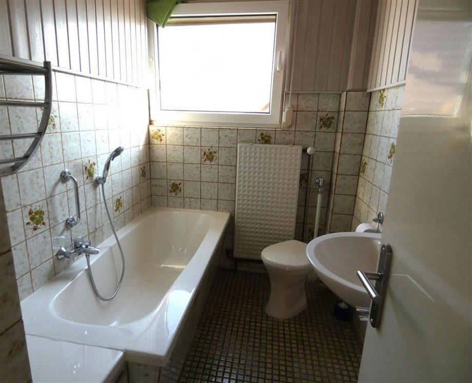 Tageslicht-Badezimmer Mehrfamilienhaus Neustadt