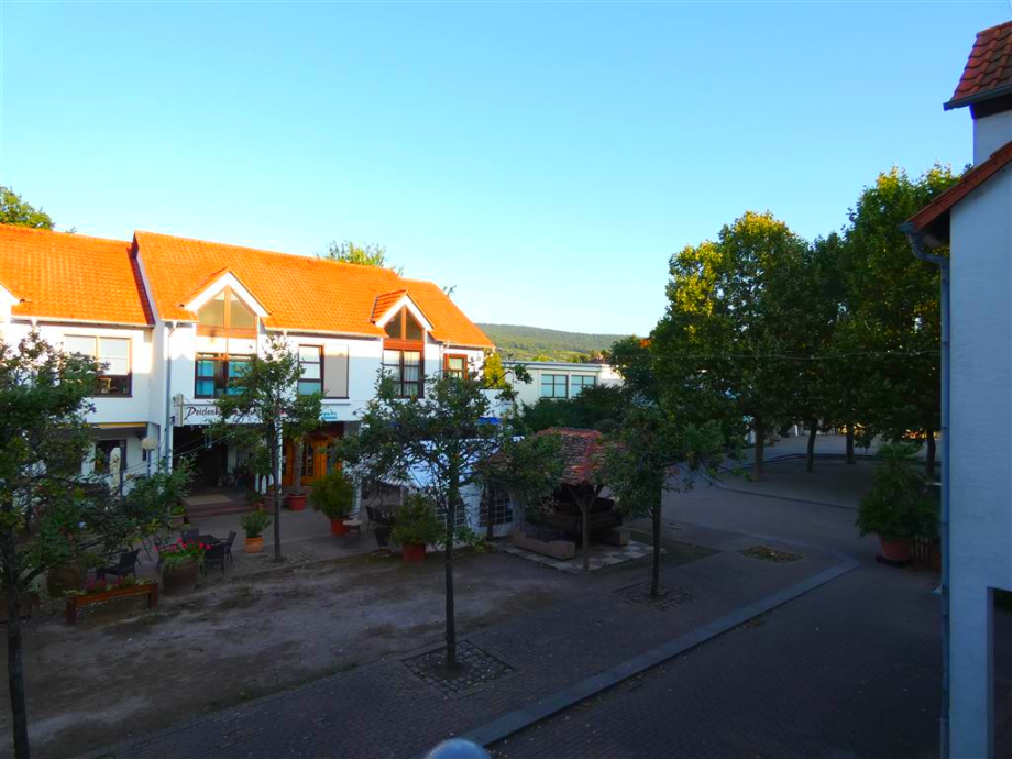 Westseite - Stadtplatz Etagenwohnung Deidesheim