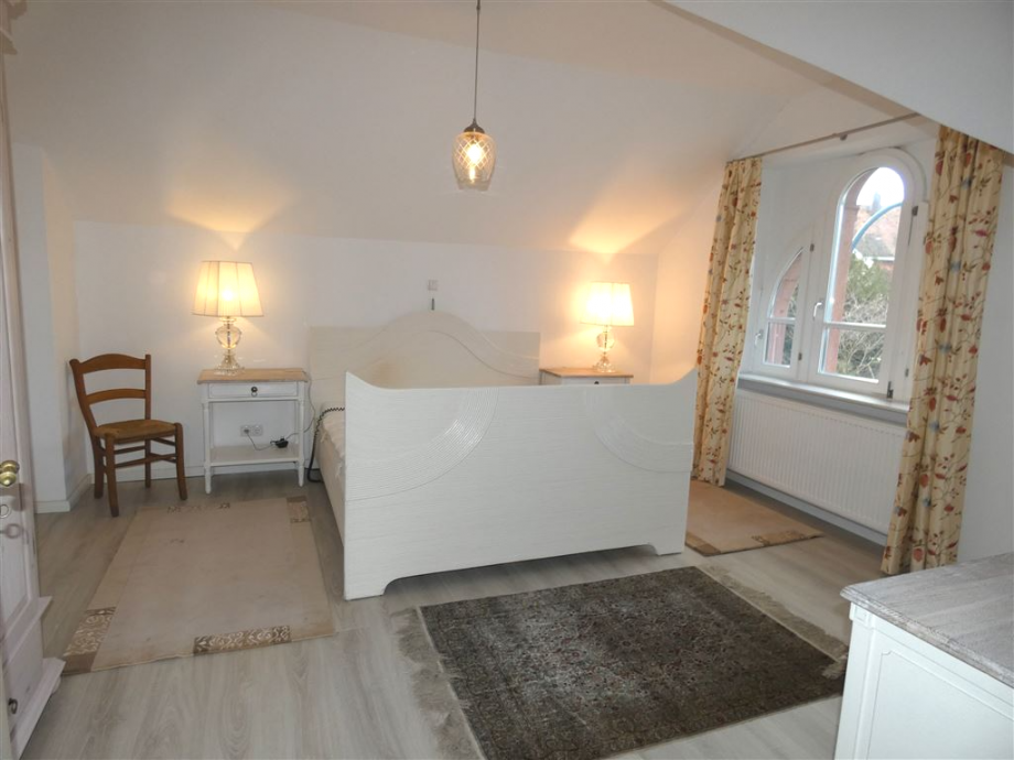 Schlafzimmer Villa Bad D�rkheim