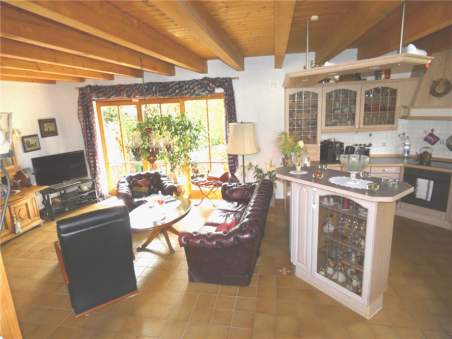 Blick Wohn-Essbereich mit Zugang zur Terrasse Einfamilienhaus Wachenheim an der Weinstra�e