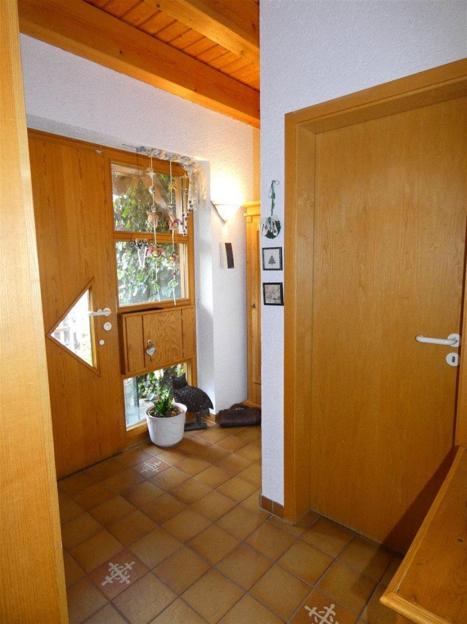 Entree-Garderobe-G�ste-WC Einfamilienhaus Wachenheim an der Weinstra�e