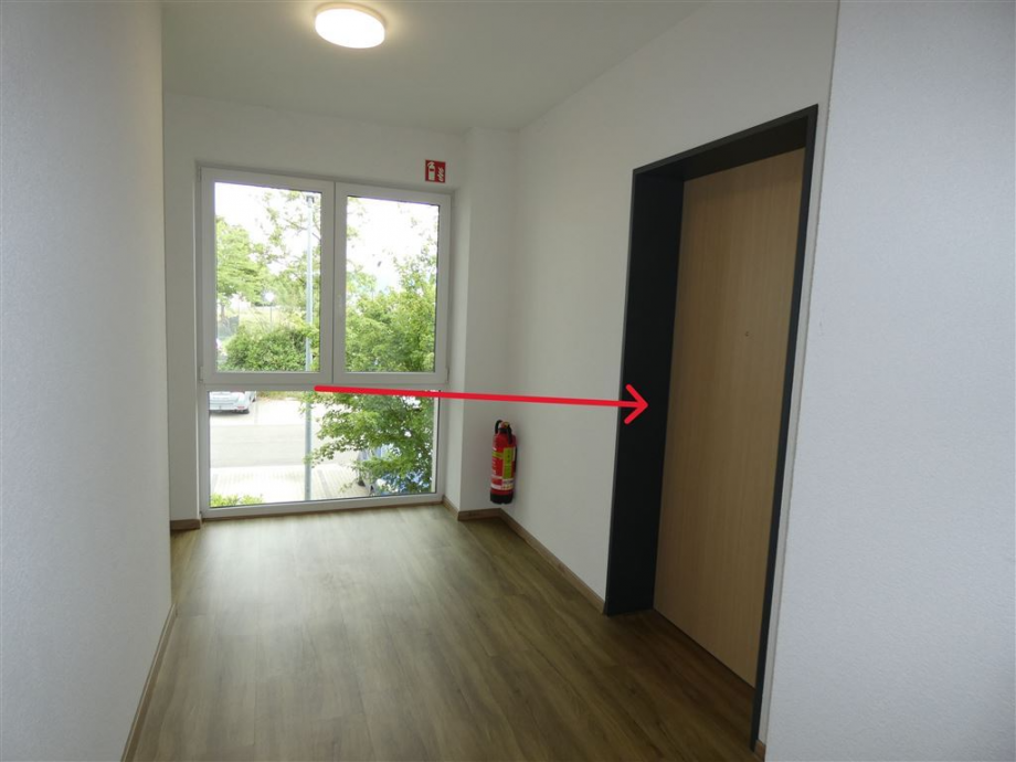 Hausflur zur Wohnung Etagenwohnung Neustadt