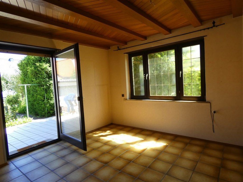 K�che mit Zugang zur Terrasse Einfamilienhaus Niederkirchen b Deidesheim