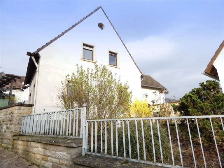 Ostansicht Deidesheim Einfamilienhaus VERKAUFT - Freistehendes Einfamilienhaus mit Weitblick