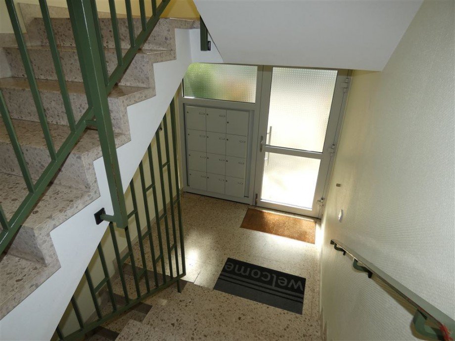 Treppenhaus Dachgeschosswohnung Deidesheim