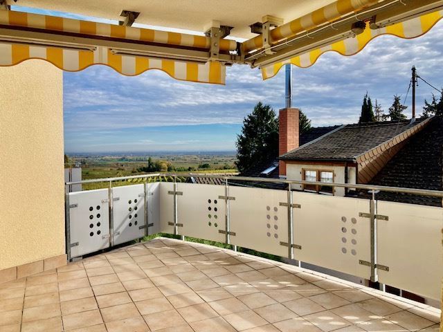Terrasse mit Markise Etagenwohnung Neustadt