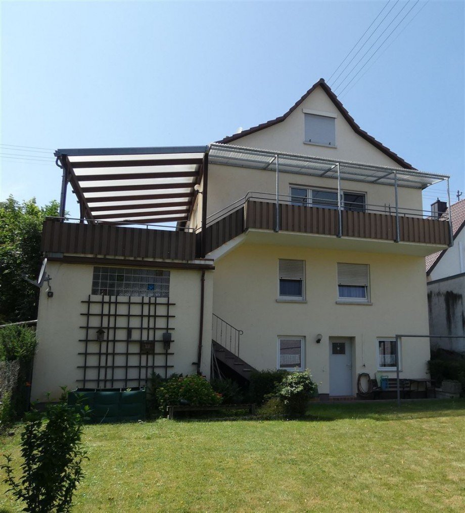 3-Familienhaus - Ostansicht Mehrfamilienhaus Neustadt
