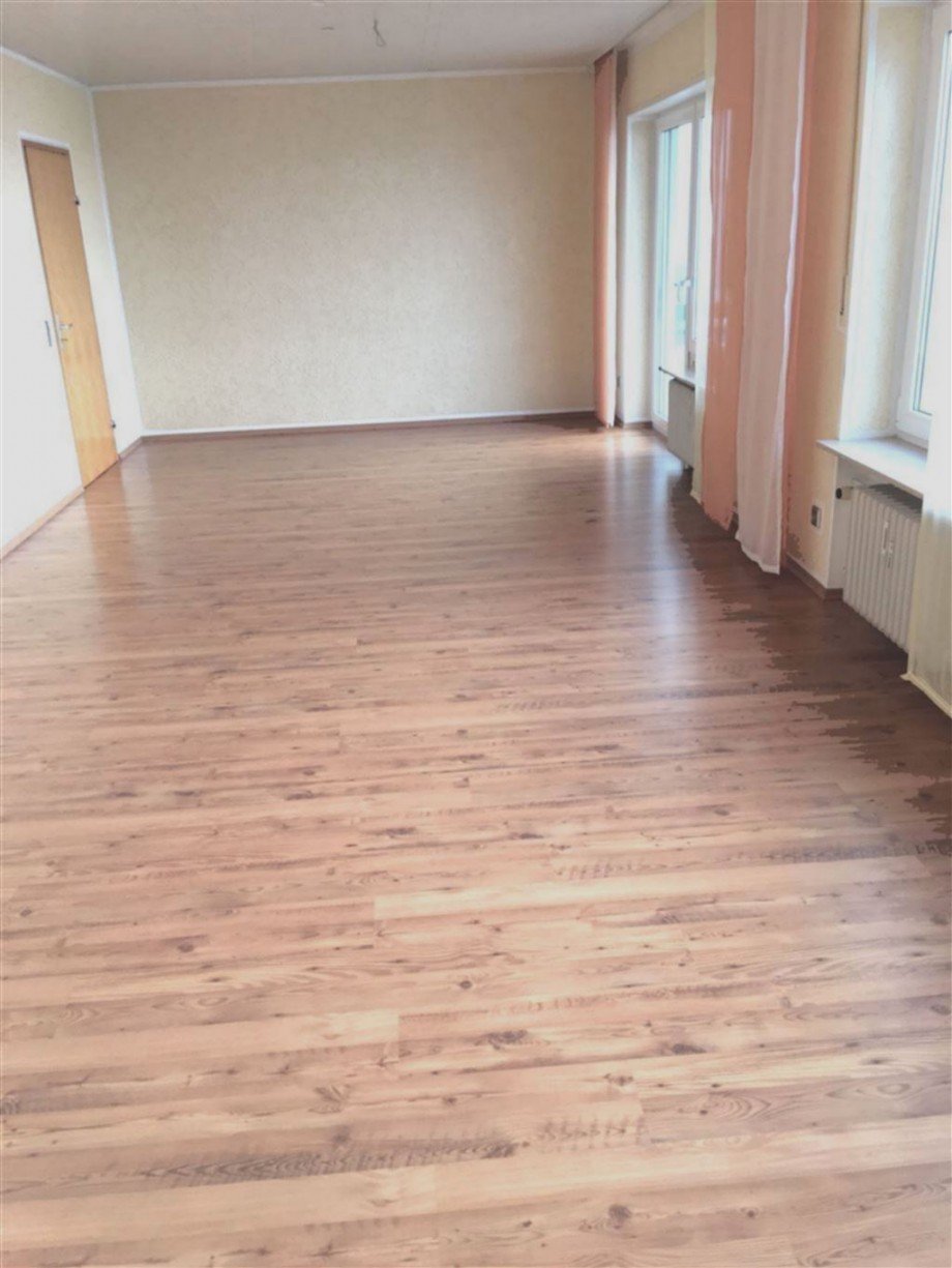 Wohn-Esszimmer mit Weitblick Etagenwohnung Neustadt