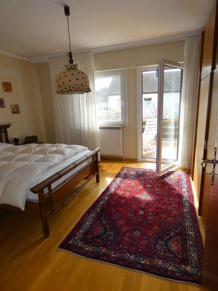 Schlafzimmer OG Einfamilienhaus Deidesheim