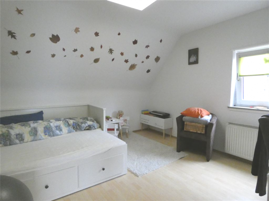 Schlaf-Kinderzimmer Doppelhaush�lfte Esthal